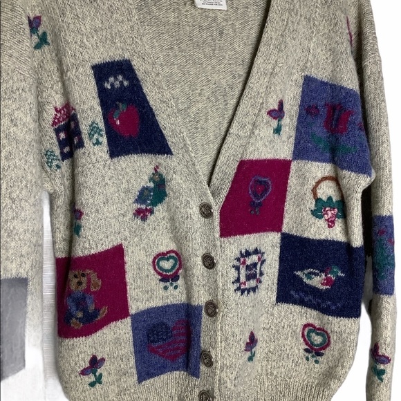 Woolrich 100% wool button down size M - Picture 3 of 9